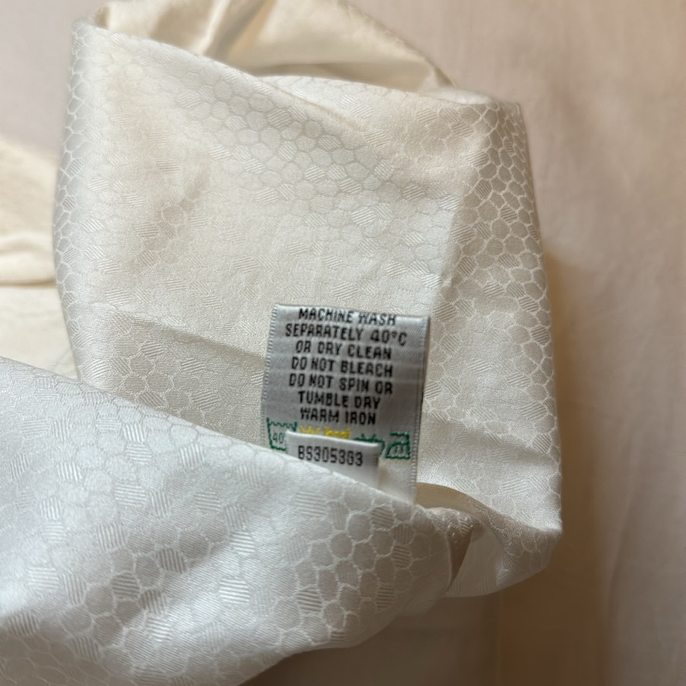 Men’s Bugatchi Uomo Button Down - image 8